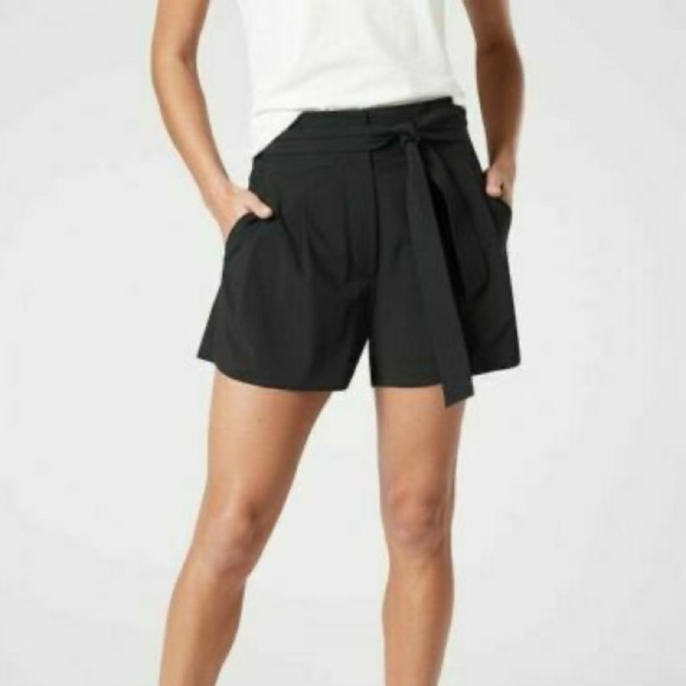 Athleta Skyline Short II